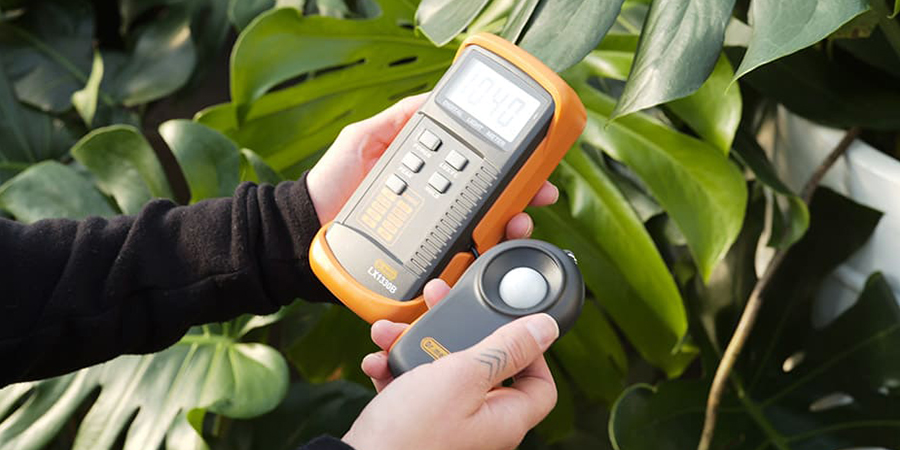 لوکس متر گلخانه چیست