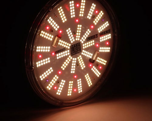 لامپ رشد گیاه دستدوم